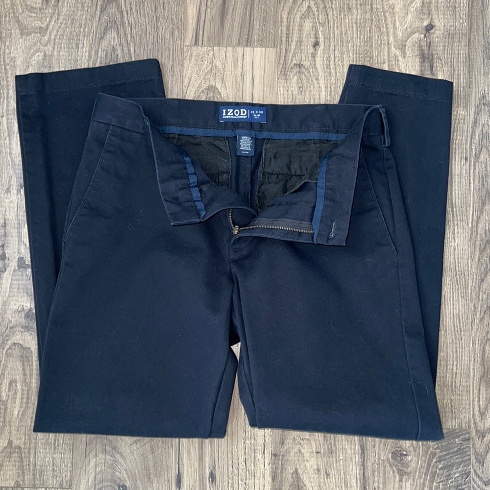 Men’s IZOD Chino Pants - Black